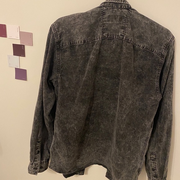 Small acid washed denim shirt size small (men’s) - Picture 2 of 3